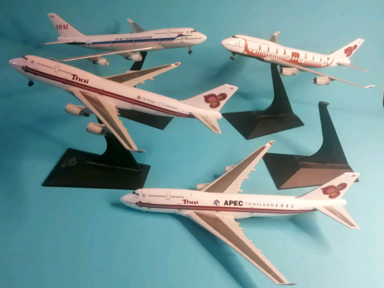Vintage  collectable, 4 -different Thai Airway Boeings Model