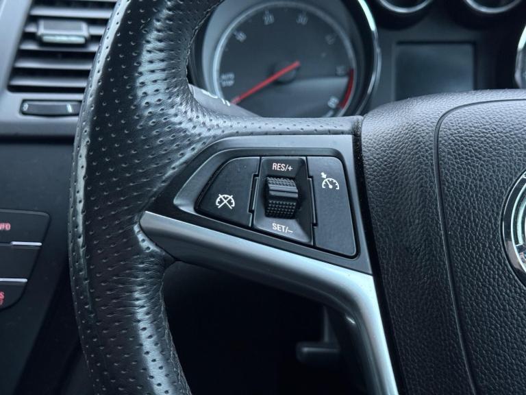 2012 Vauxhall Insignia 2.0 CDTi [160] ecoFLEX SRi 5dr [Start Stop] ESTATE DIESEL Manual