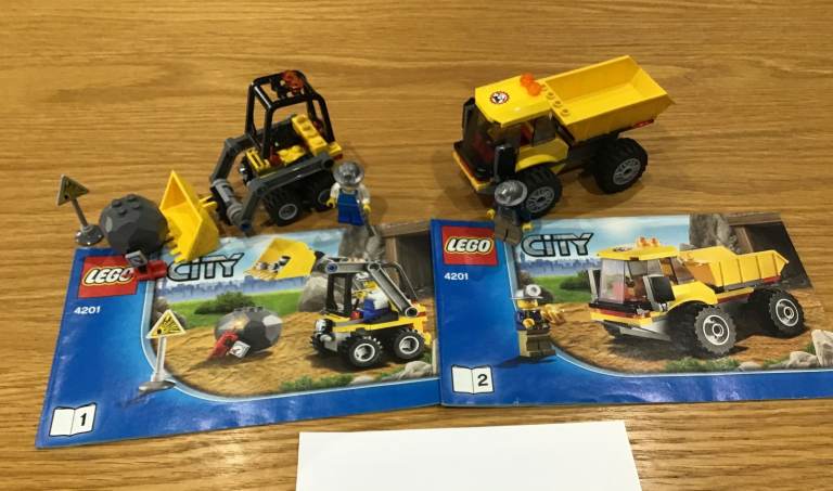 Lego City Loader and Tipper (4201)