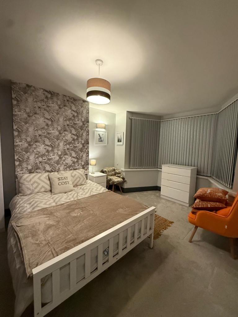 High Spec HMO B27 DDS/UC Only 