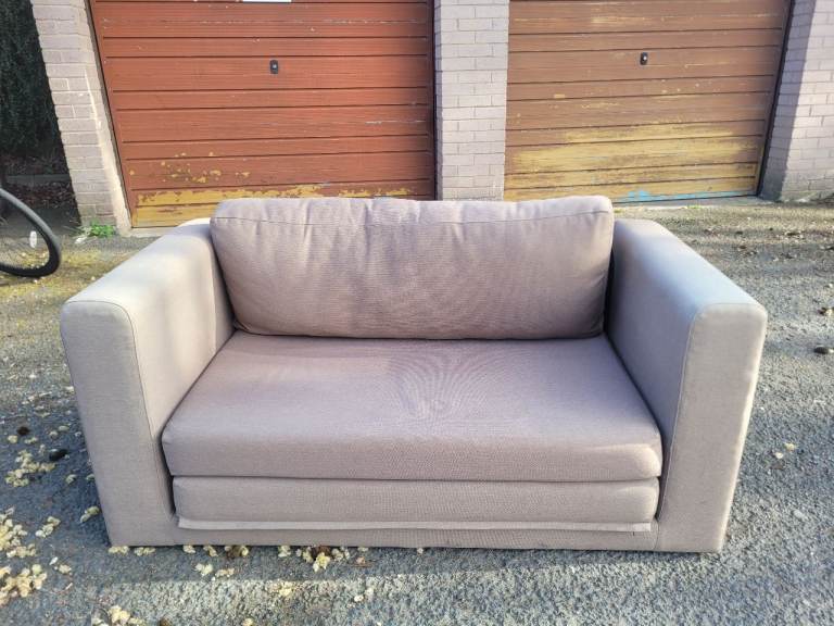2 seats sofa bed