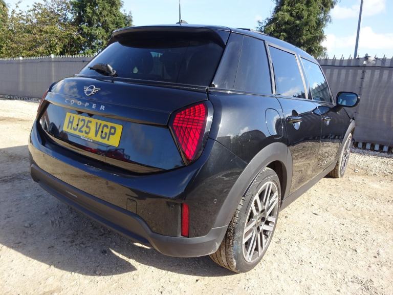 2025 25 REG MINI COOPER CLASSIC C AUTO DAMAGED REPAIRABLE SALVAGE
