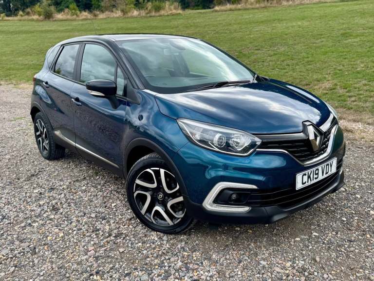 2019 Renault Captur ICONIC TCE Hatchback Petrol Manual