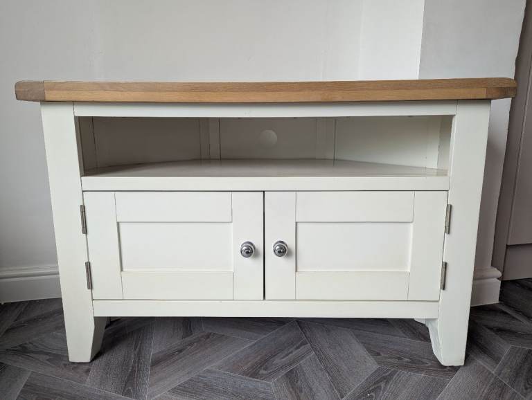White Corner TV Stand