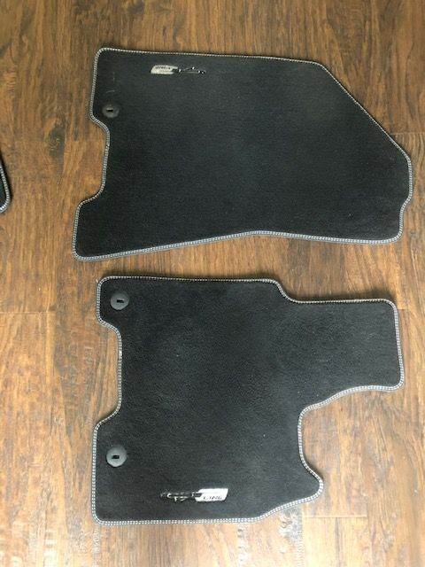 Kia Sportage carpet mats original 