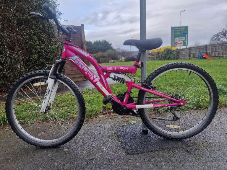 Apollo Blush Kids Bicycle – 20 Inch Girls Bike with Suspension, Shimano Gears, Good Condition