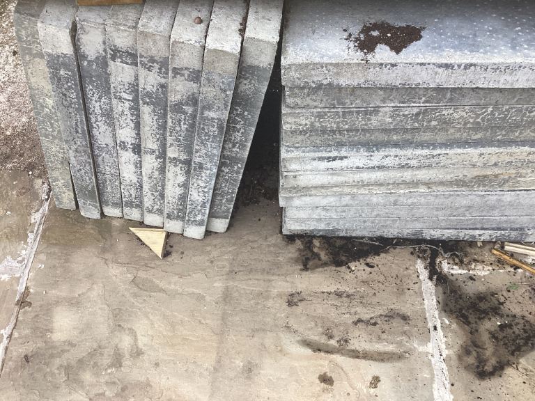 Paving slabs