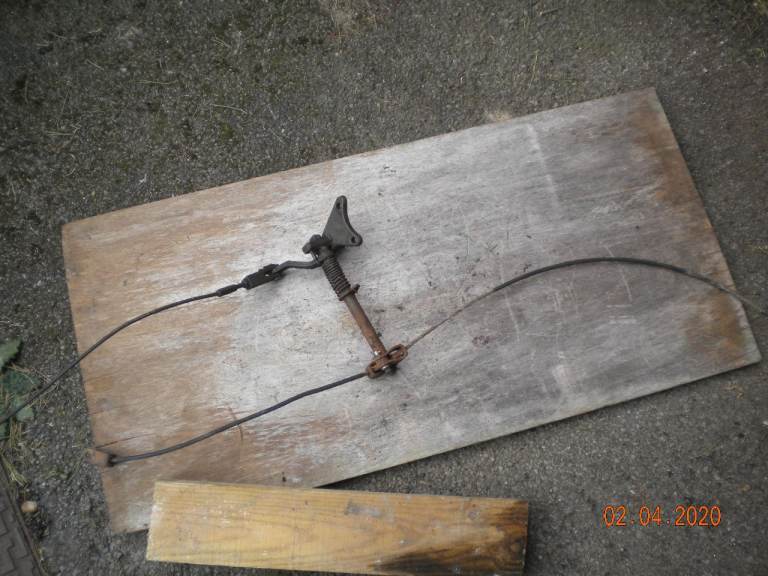 HANDBRAKE COMPENSATOR ASSEMBLY with CABLES