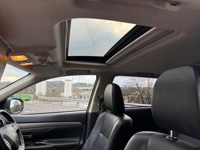 2013 Mitsubishi Outlander 2.2 DI-D GX4 5dr Auto ESTATE Diesel Automatic