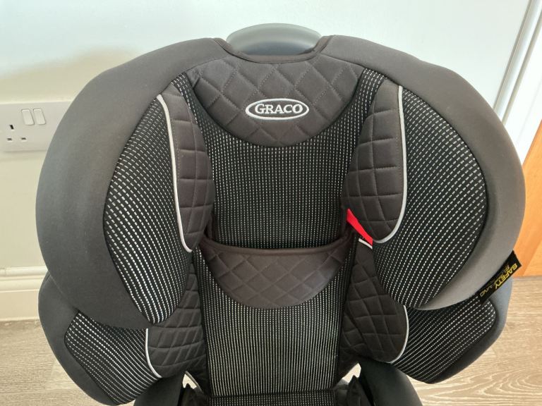 GRACO Affix Adjustable Highback Booster Car Seat with isoCatch™ Connectors - Group 2/3