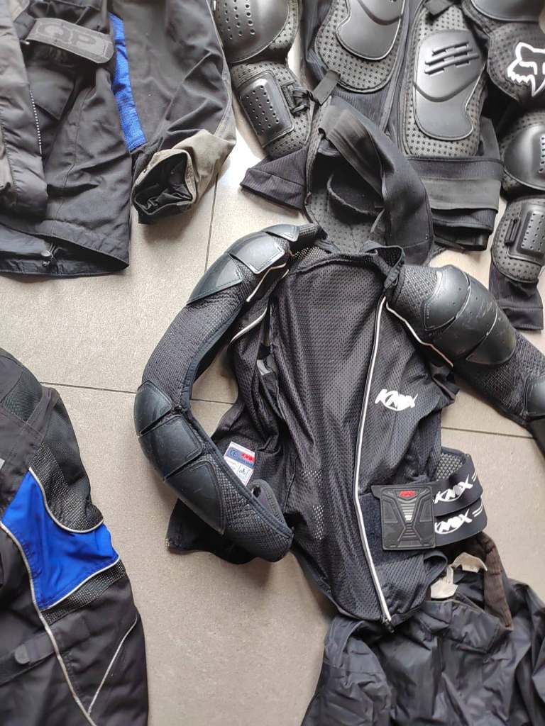 East London Motorcycle Clothing – ALL TYPES – SEE PHOTOS – EAST LONDON - 743