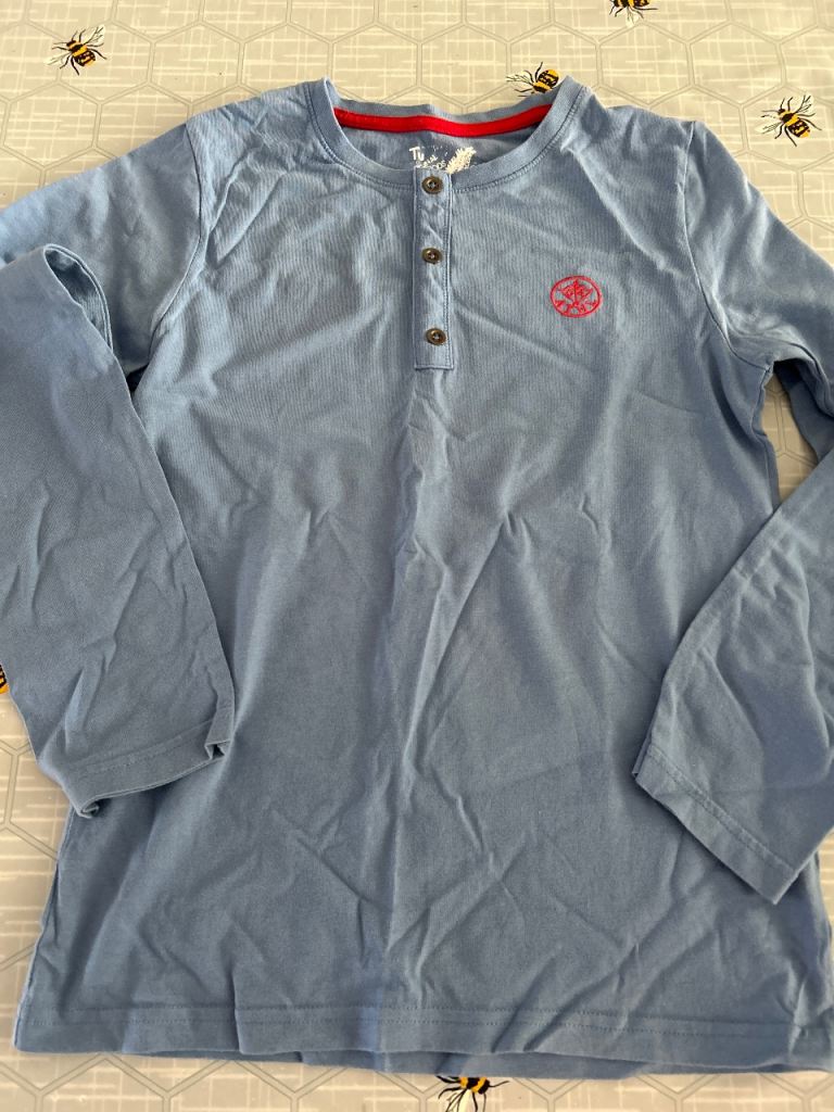 Kids Blue Long Sleeve Top 11yrs – Good Condition