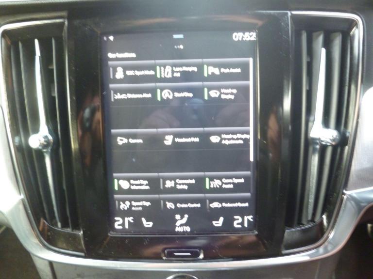 2020 Volvo V90 2.0 D4 R-Design Plus Auto Euro 6 (s/s) 5dr ESTATE Diesel Automatic