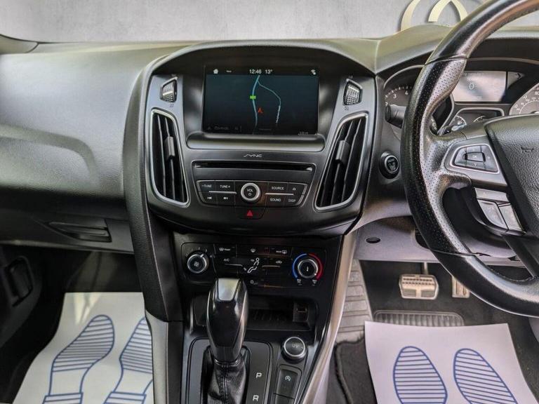 FORD FOCUS 1.0T EcoBoost ST-Line Auto Euro 6 (s/s) 5dr 2017