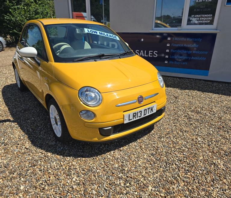 2013 Fiat 500 1.2 Colour Therapy 3dr HATCHBACK Petrol Manual