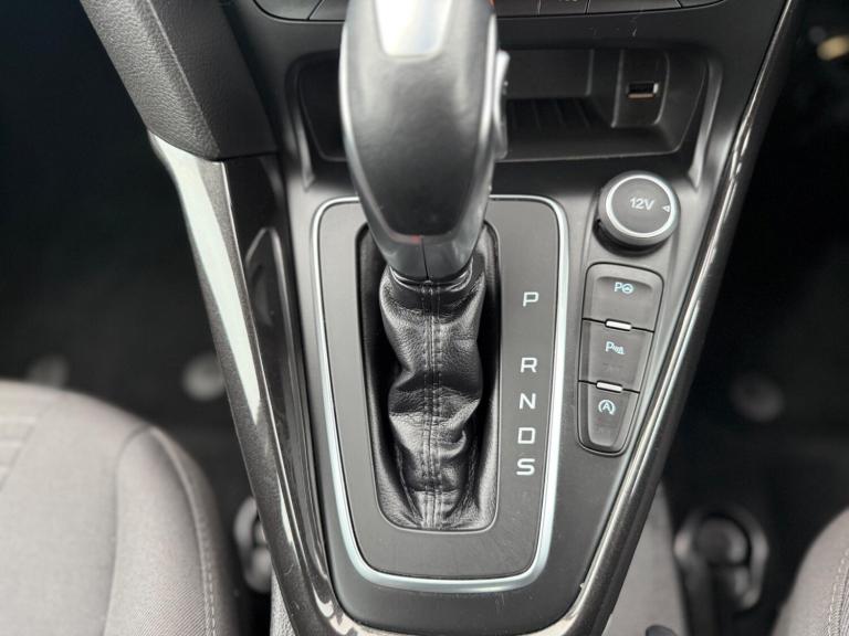 2015 Ford Focus 1.0T EcoBoost Titanium Auto Euro 6 (s/s) 5dr HATCHBACK Petrol Automatic