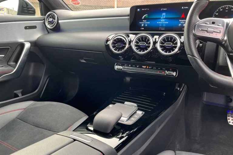 2022 Mercedes-Benz A-Class A180 AMG Line Premium Plus Night Edition 5dr Auto HATCHBACK PETROL Aut...