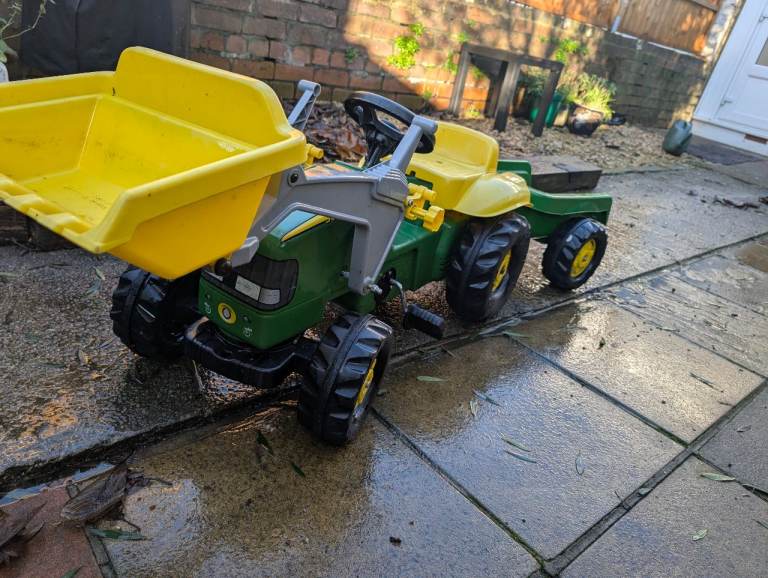 image for John Deer Kids Tractor Trailer ride on