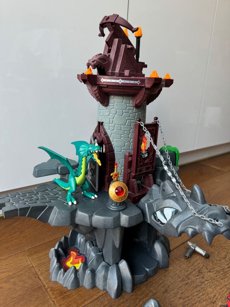 Playmobil Dragon Castle