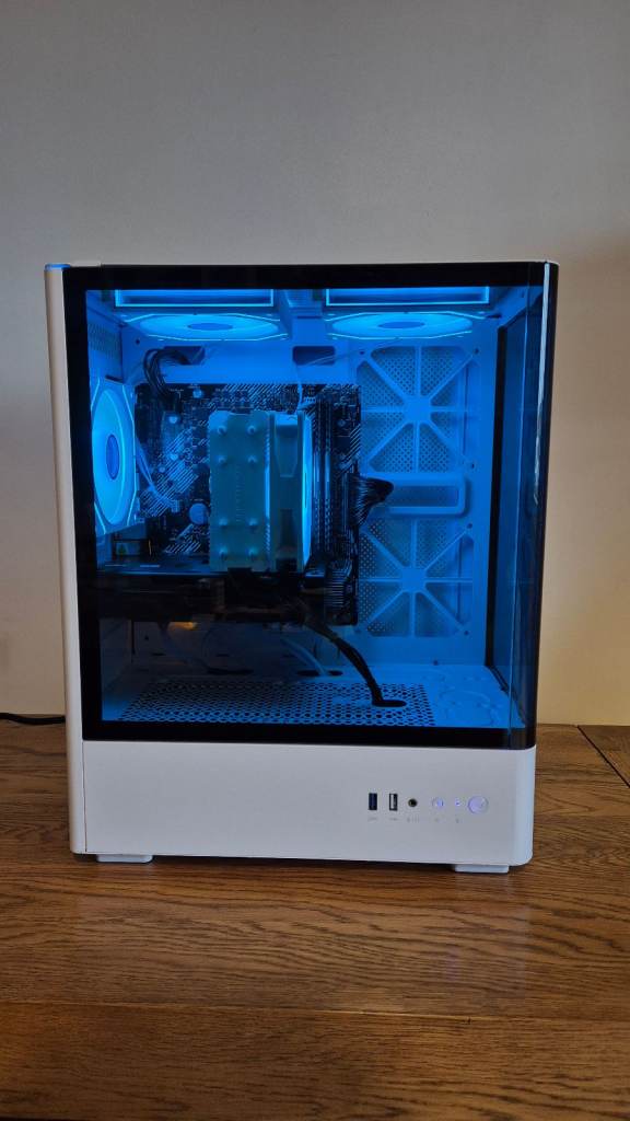 Custom Gaming PC – Ryzen 5 5600X | RX 6600 | 16GB DDR4 3600MHz | NVMe SSD | ARGB Case