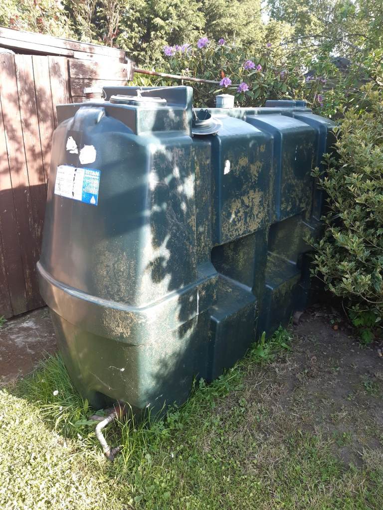 Oil Tank. Titan R1225.1200 litres.