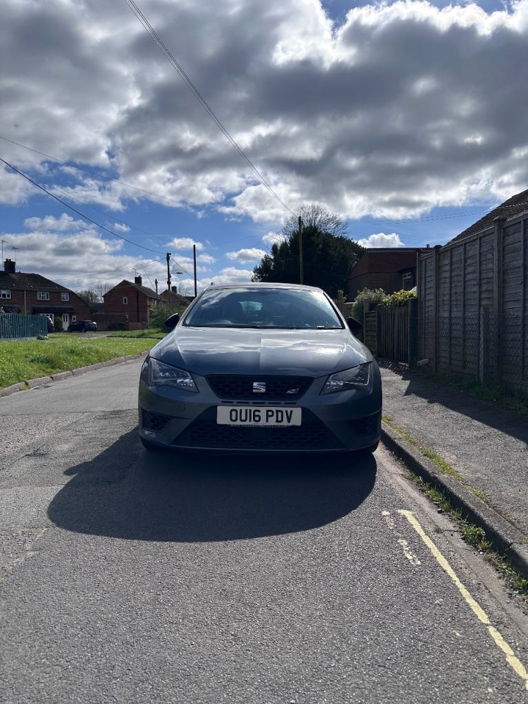 Seat leon cupra 290
