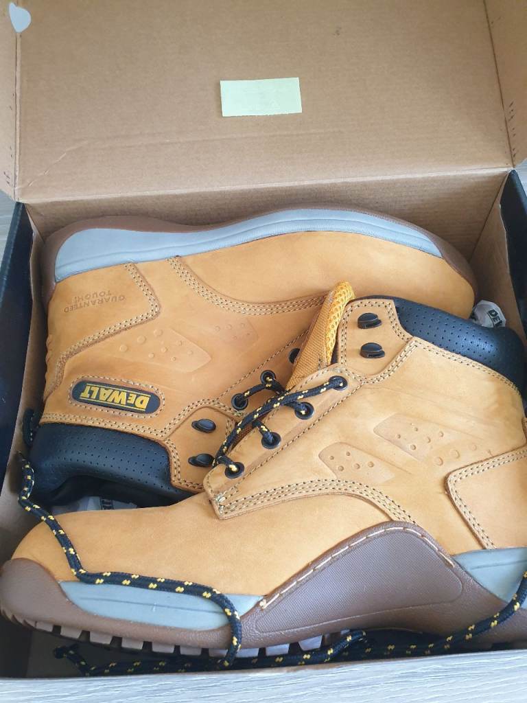 Dewalt Safety Boots - New in Box