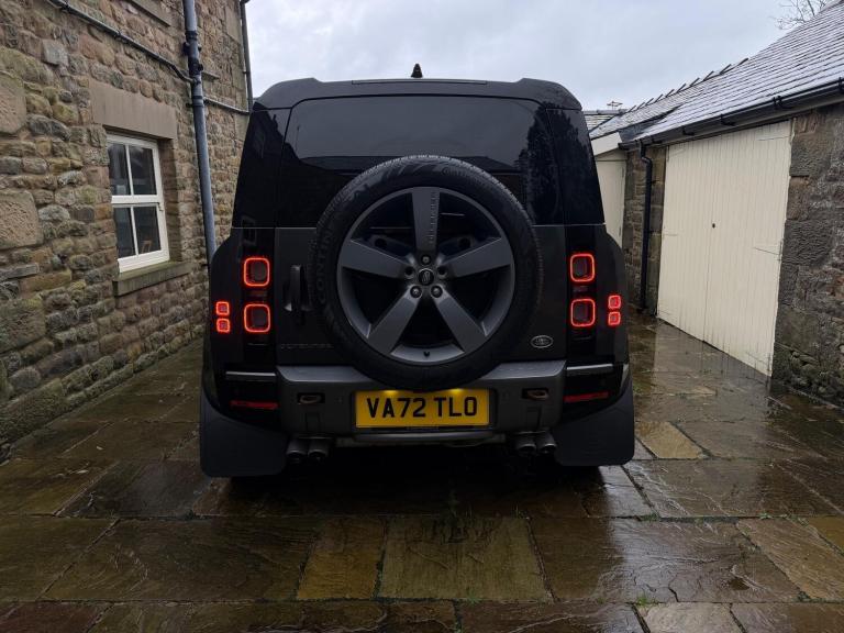 2022 Land Rover Defender 110 5.0 P525 V8 Auto 4WD Euro 6 (s/s) 5dr ESTATE Petrol Automatic