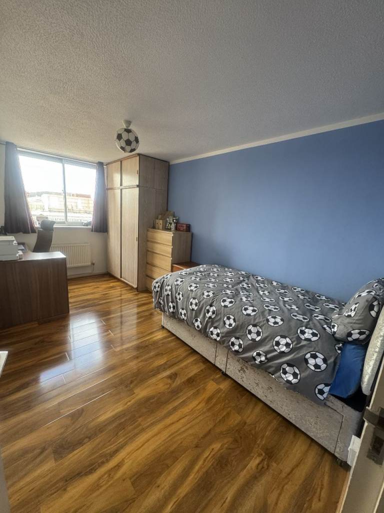 Spacious Double Room Available in Central London ZONE 1 