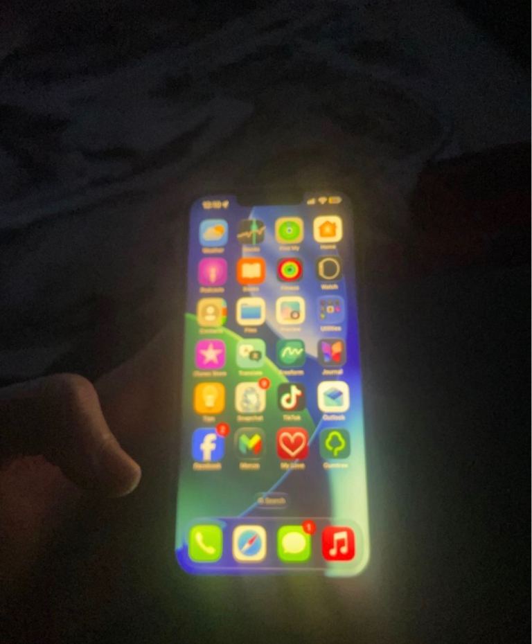 Apple iPhone 14 – White, As Good As New