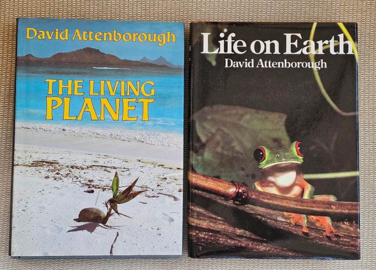 The Living Planet by David Attenborough (1984) Hardback. Life on Earth Hardback. 