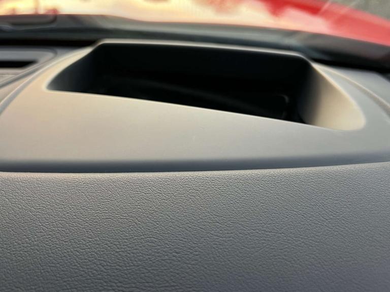 2020 Jaguar E-Pace 2.0 E-Pace Chequered Flag AWD Auto 4WD 5dr SUV Petrol Automatic