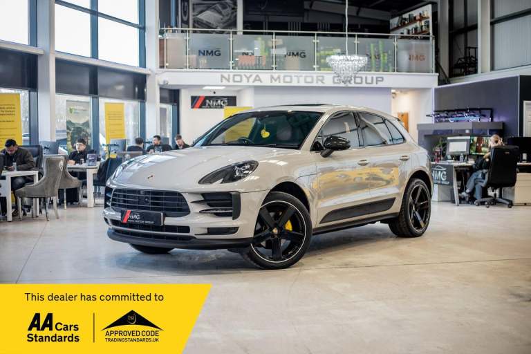  Porsche Macan 2.0T SUV 5dr Petrol PDK 4WD Euro 6 (s/s) (245 ps) Over £13.5k of Extras Petrol Aut...