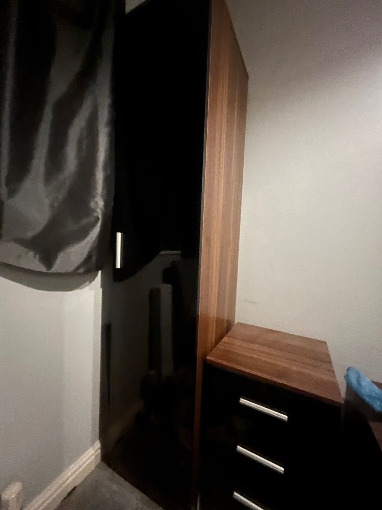 image for Single wardrobe 
