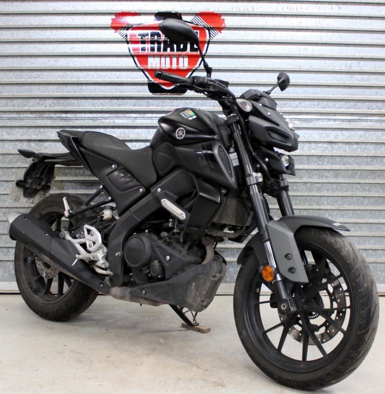 2023 23 YAMAHA MT 125 ABS MT125 LATER SHAPE BLACK TRADE SALE 12664MILES MOT R125