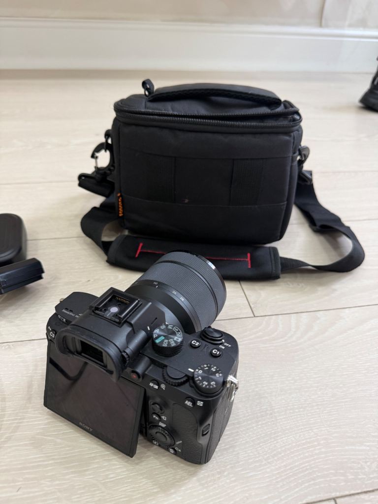 Sony Alpha a7 III Mirrorless Digital Camera with 28-70mm Lens Shutter count 481