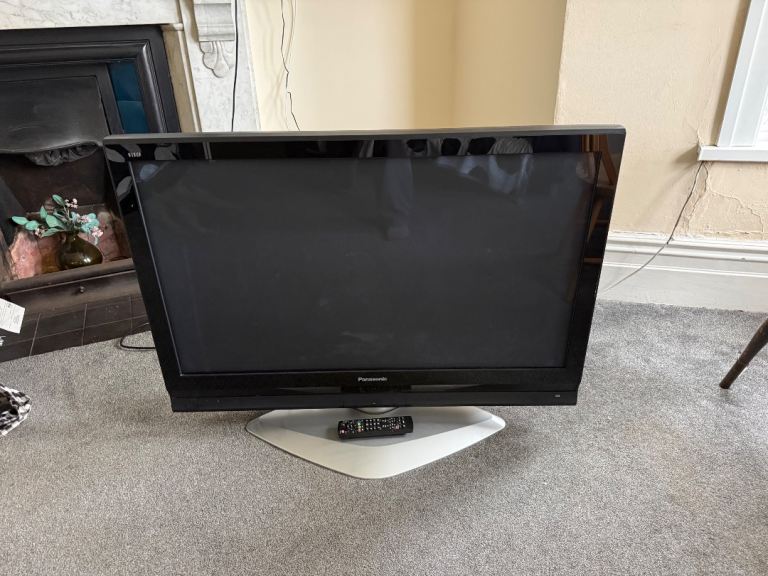 Panasonic Viera 42-inch Plasma TV TH-42PX70B