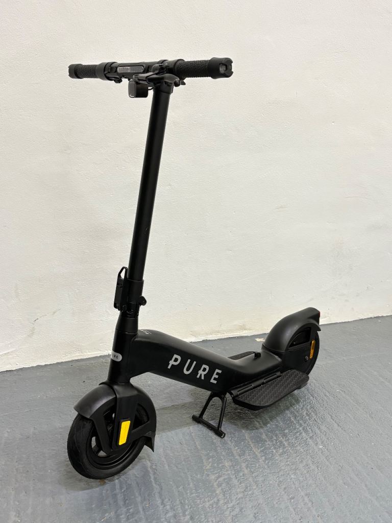 Pure Advance Electric Scooter Black - New Condition in Box 