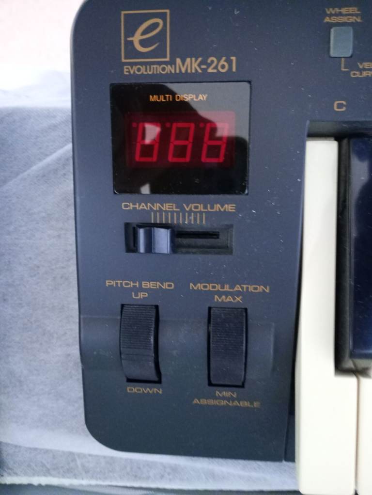 Evolution MK61 Midi Keyboard