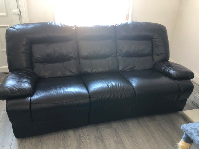 Black Leather Reclining Sofa – Good Condition