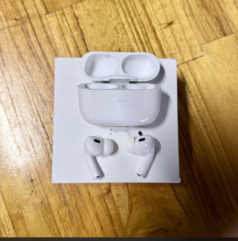 Apple AirPods Pro 2nd Gen with Charging Case