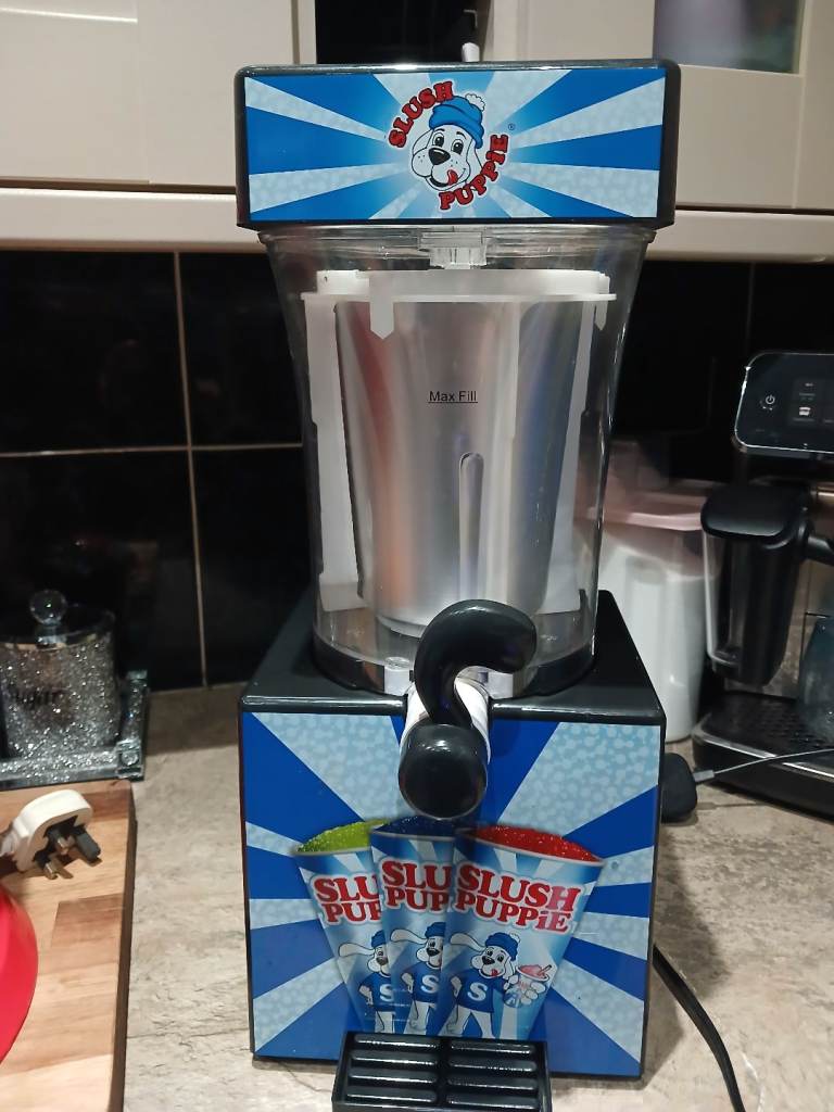 Slush puppy machine 