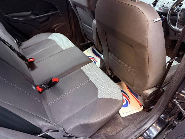 2016 Ford Ecosport 1.0T EcoBoost Zetec 2WD Euro 6 (s/s) 5dr HATCHBACK Petrol Manual