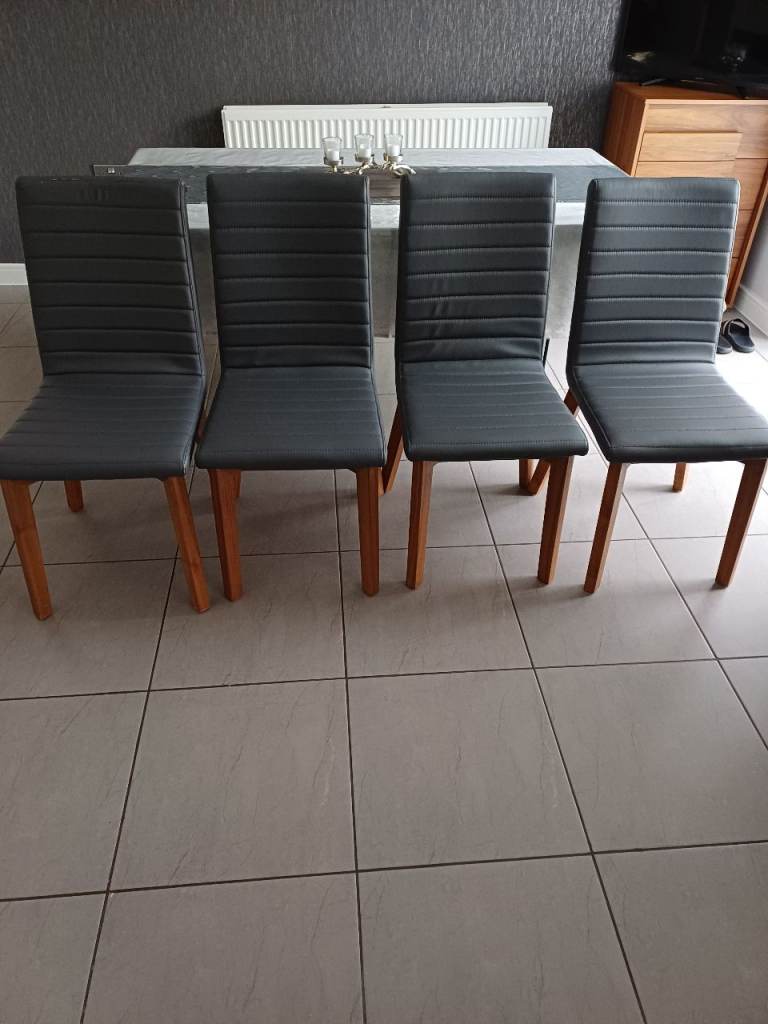 Dining Chairs 