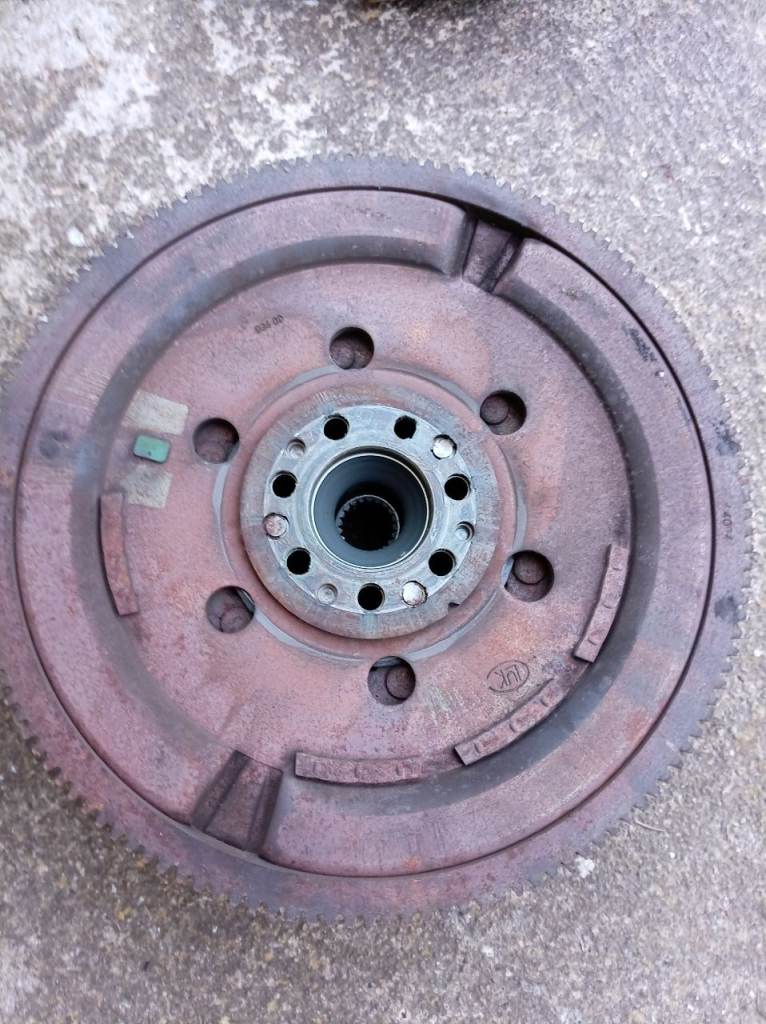 Renault Megane 1.9 DCI 2007 clutch and dual mass fly wheel