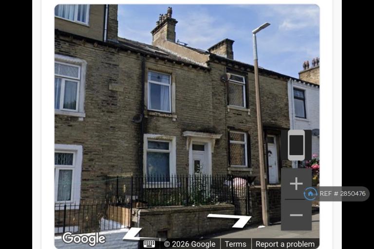 4 bedroom house in Queens Rd, Halifax, HX1 (4 bed) (#2850476)