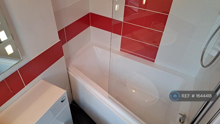 1 bedroom flat in West Bay Area, Dunoon, PA23 (1 bed) (#1644418)