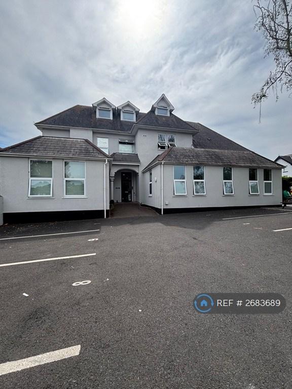 2 bedroom flat in Portland Avenue, Exmouth, EX8 (2 bed) (#2683689)