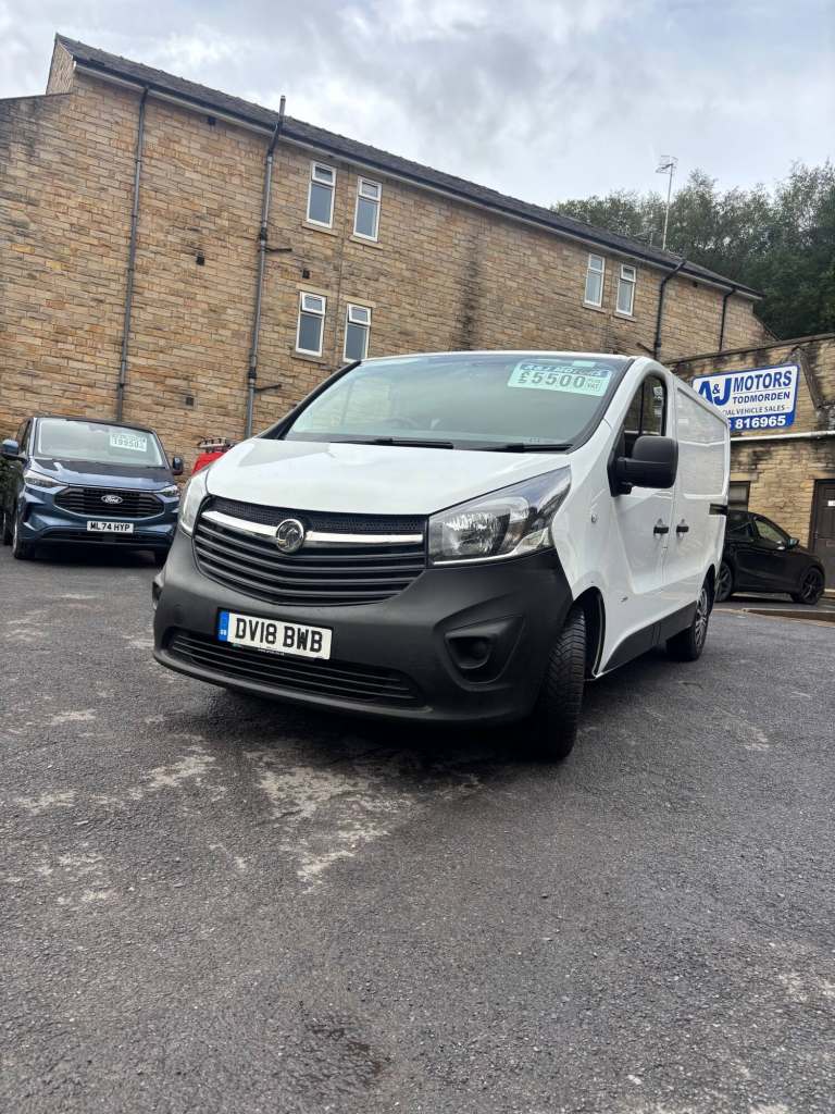 2018 Vauxhall Vivaro 2900 1.6CDTI 95PS H1 Van, WITH REAR RACKING AND FULL SERVICE HISTORY! PANEL ...