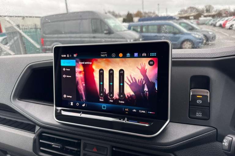 2025 Volkswagen Crafter 2.0 TDI 140PS Commerce High Roof Van PANEL VAN DIESEL Manual